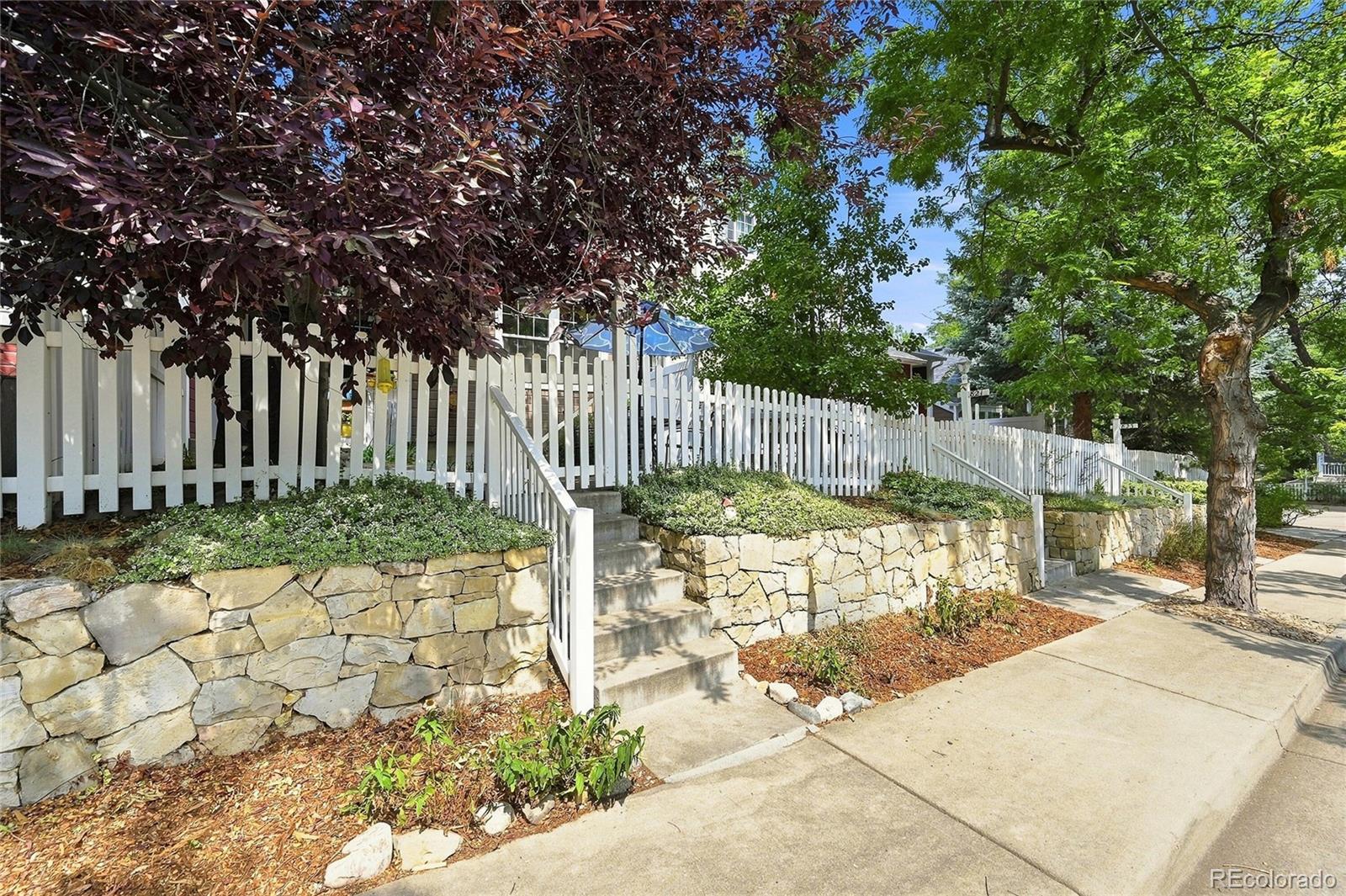 819 Beauprez Avenue