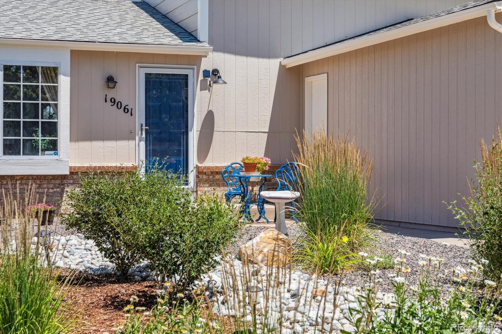 19061 E Oxford Drive, Aurora, CO, 80013 1 19061 E Oxford Drive
