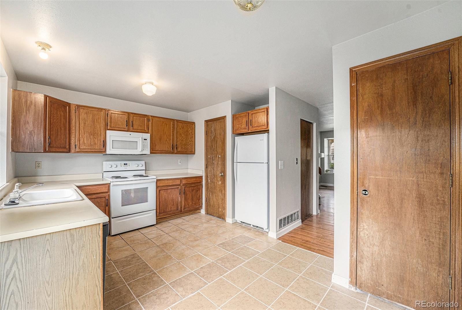 3061 W 107th Place F