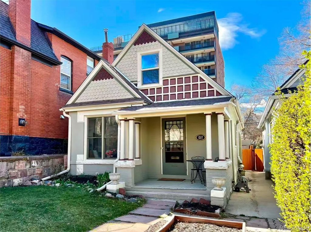 Photo of 1217 Gaylord Street, Denver, CO 80206 (MLS # 8385876)
