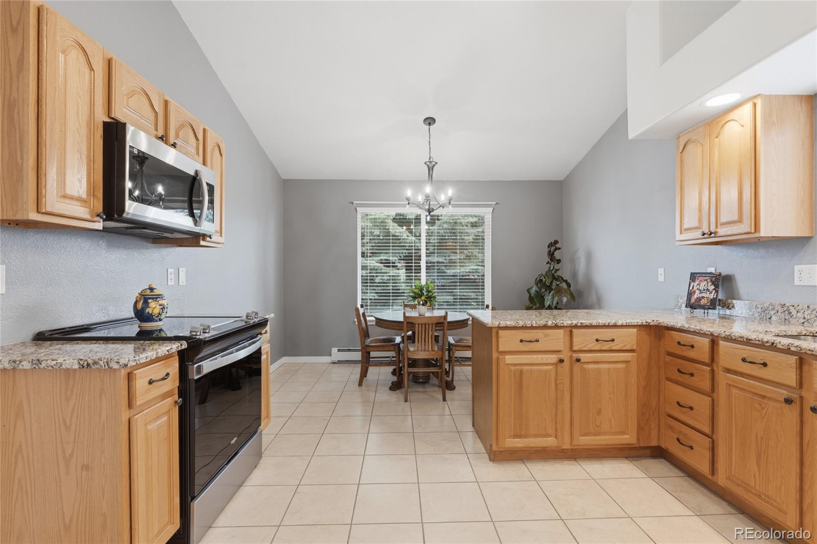 128 Las Lunas Street