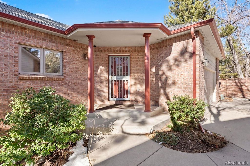 Photo of 4212 E Orchard Place, Centennial, CO 80121 (MLS # 6571760)