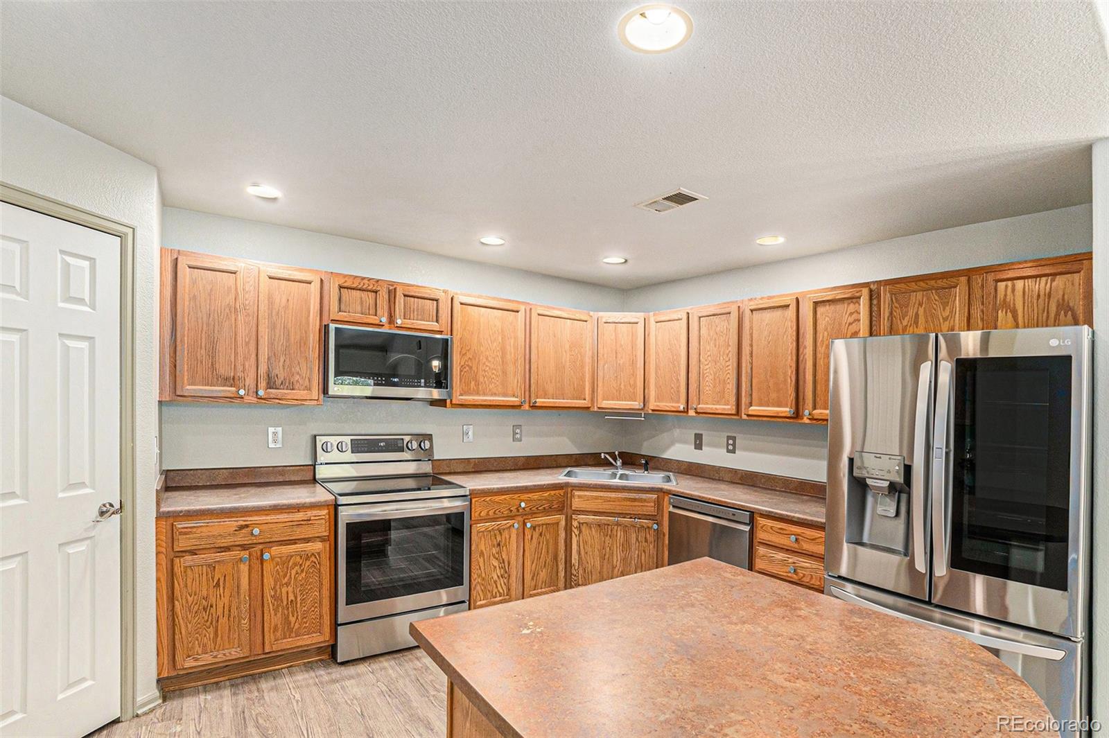 1703 Whitehall Drive 10B