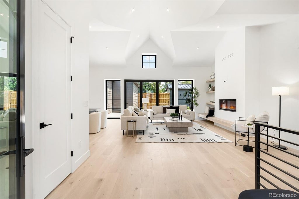 Photo of 3360 S Dexter Street, Denver, CO 80222 (MLS # 6106267)