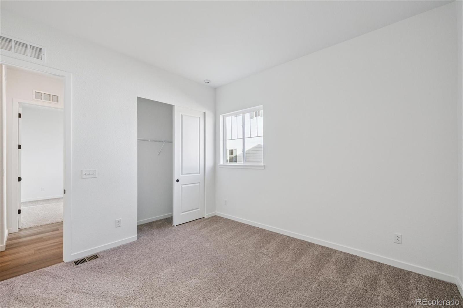 3795 Emerald Shore Circle