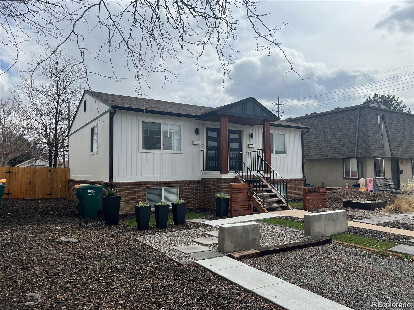 3078-3080 S Delaware Street