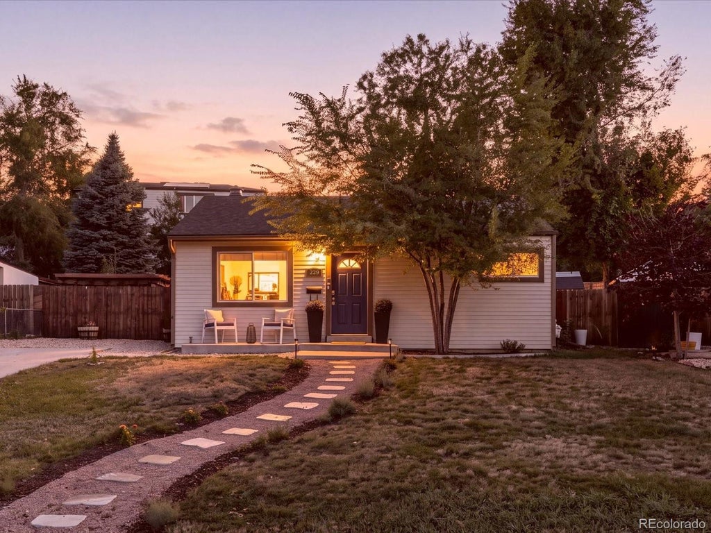 Photo of 229 S Windsor Drive, Denver, CO 80219 (MLS # 8839683)