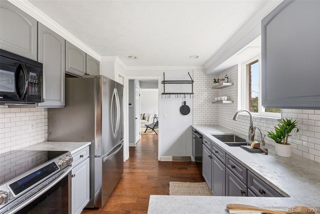 Photo of 4455 E Hinsdale Place, Centennial, CO 80122 (MLS # 6080778)