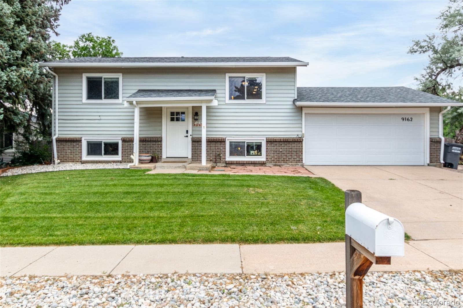 9162 Everett Street, Broomfield, CO, 80021 1 9162 Everett Street