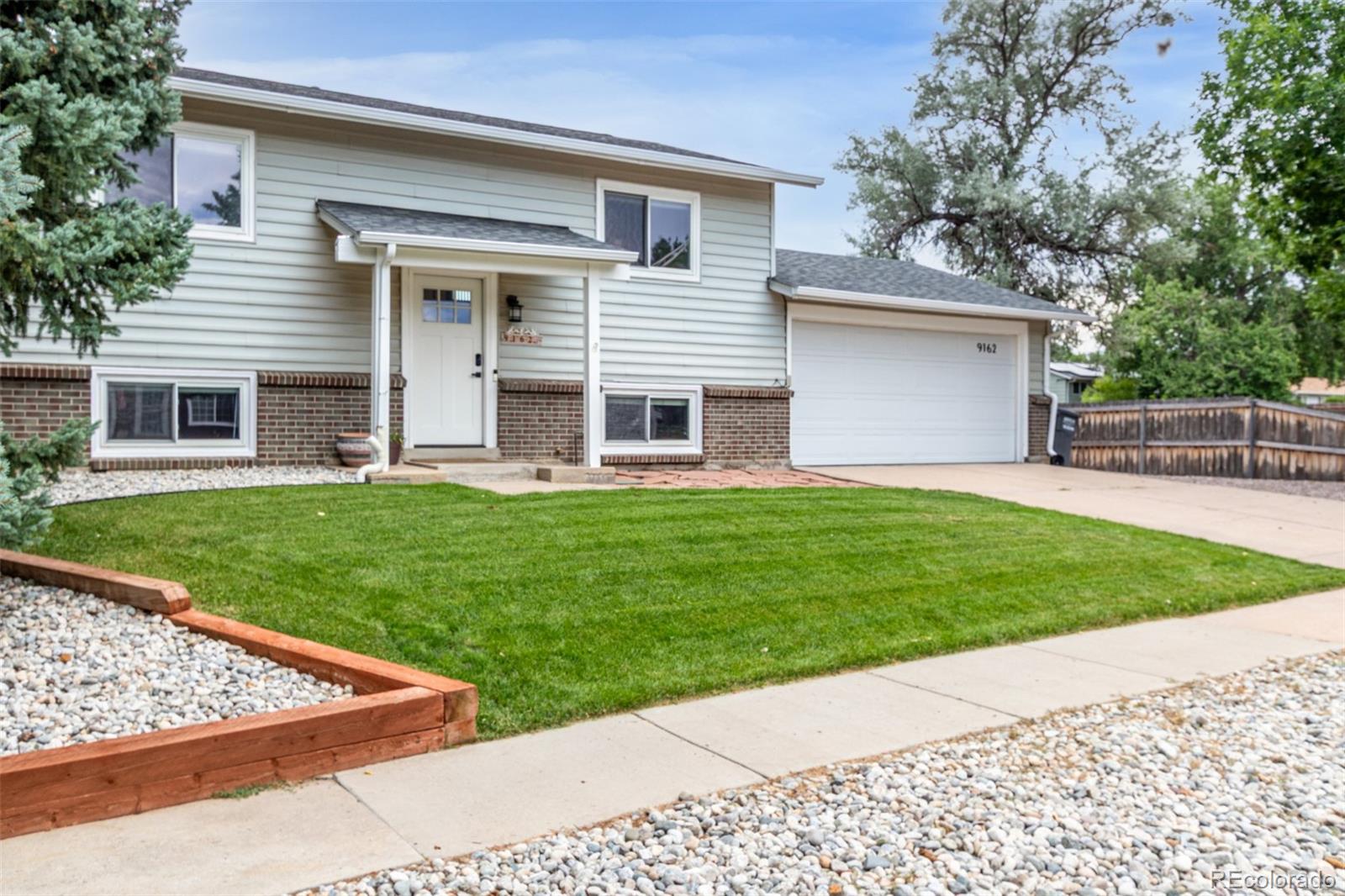 9162 Everett Street, Broomfield, CO, 80021 2 9162 Everett Street