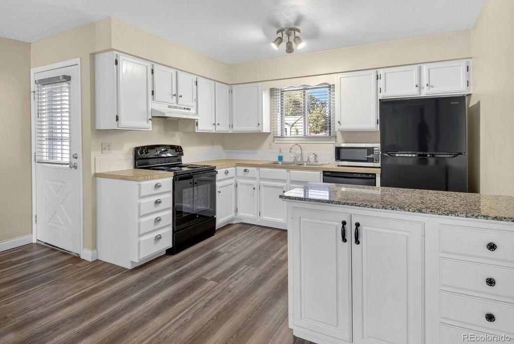 Photo of 706 S Gilpin Avenue, Loveland, CO 80537 (MLS # 7258065)