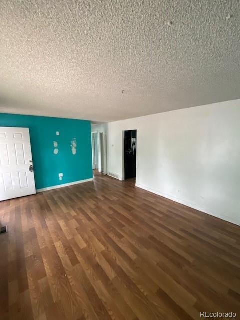 5551 Auckland Way