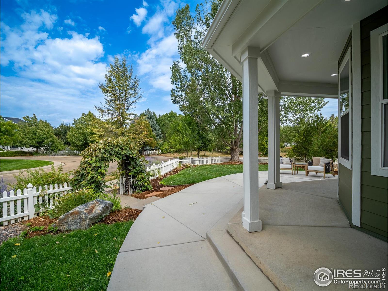 578 Indian Peaks Trail W
