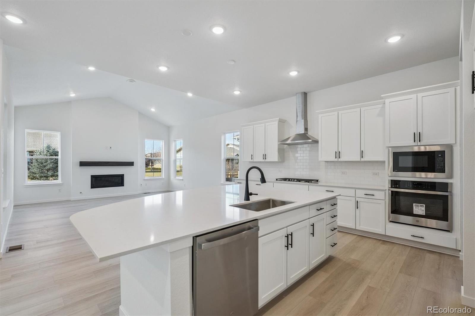 3801 Emerald Shore Circle