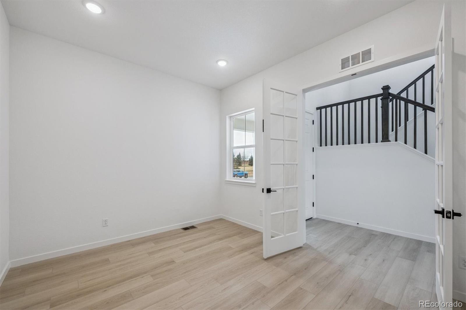 3801 Emerald Shore Circle