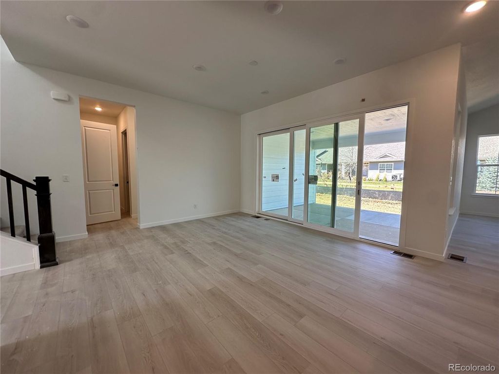 Photo of 3801 Emerald Shore Circle, Loveland, CO 80538 (MLS # 5015947)