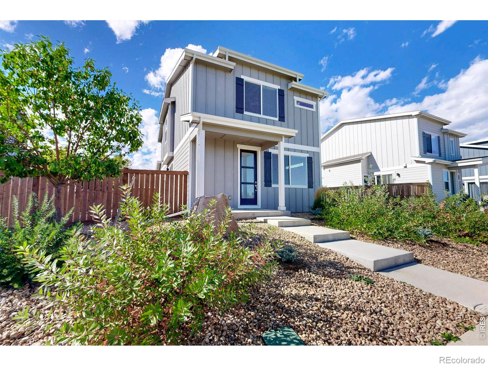 309 Pyramid Peak Street