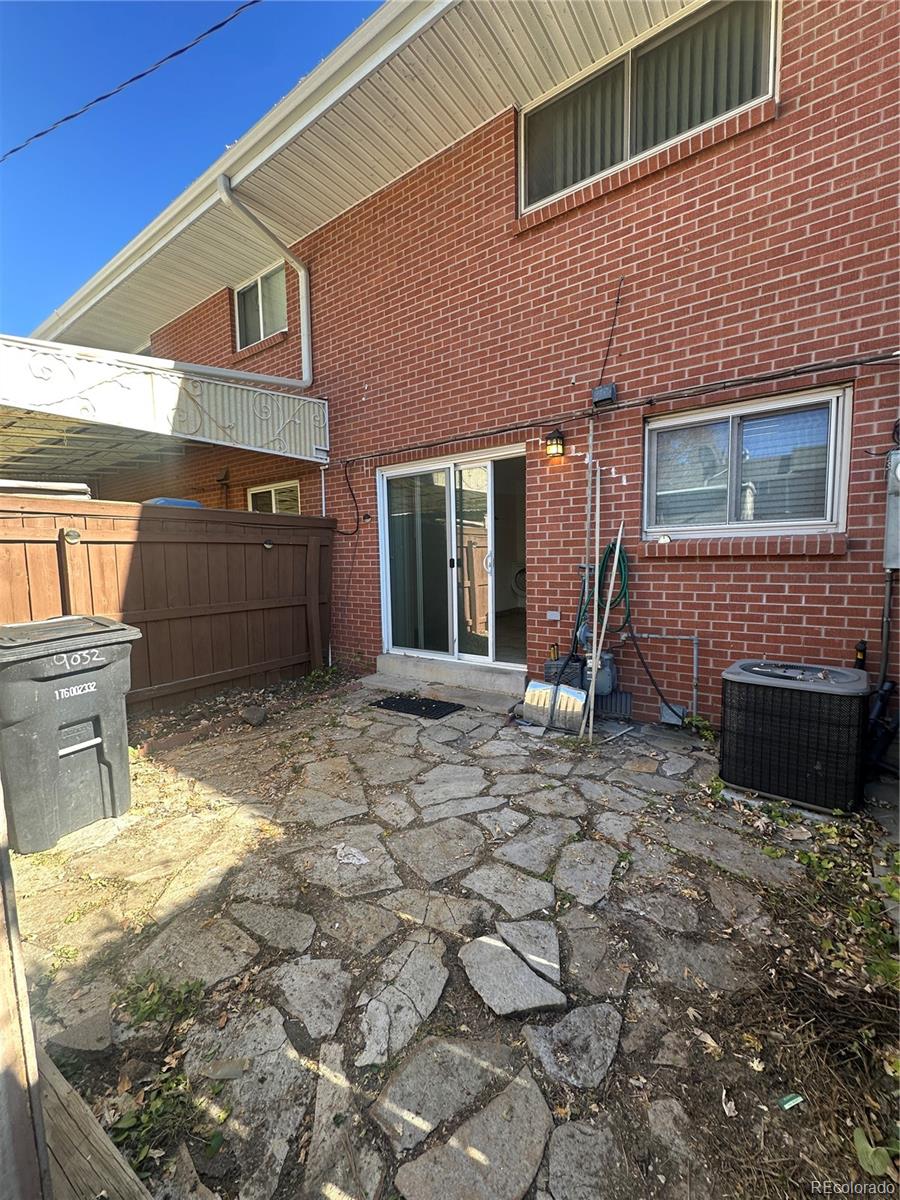 9032 E Mansfield Avenue