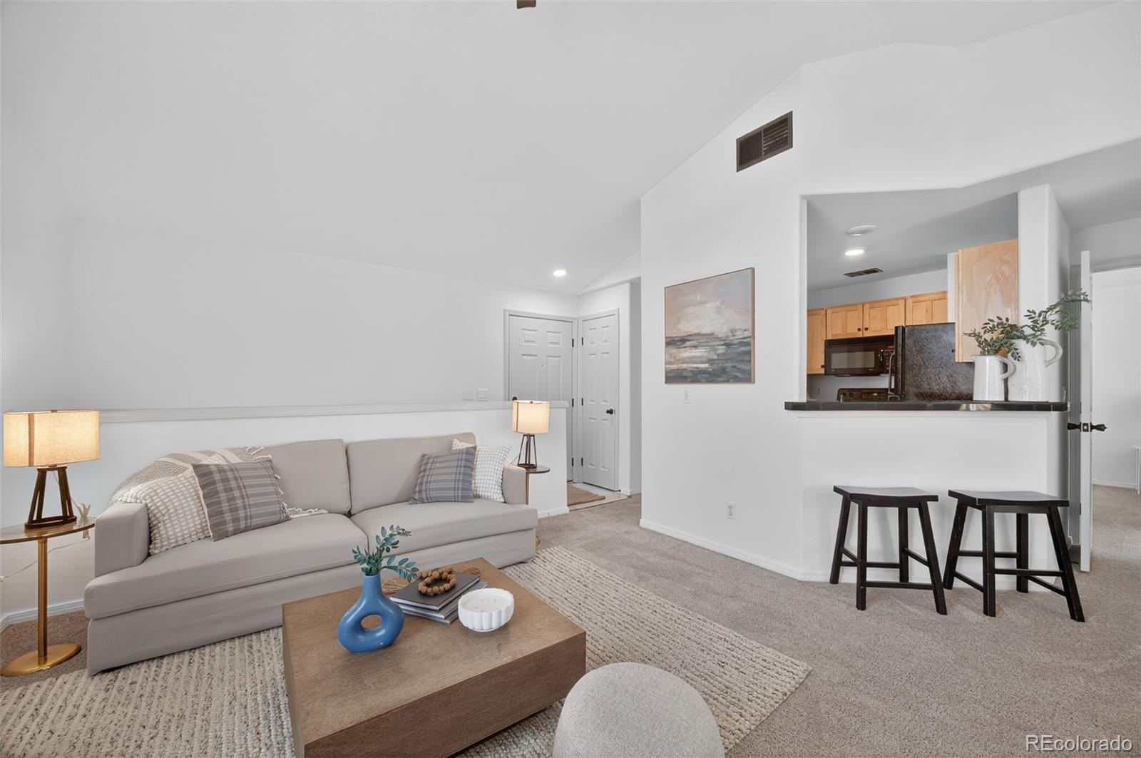 8737 E Dry Creek Road 1725, Englewood, CO, 80112 4 8737 E Dry Creek Road 1725