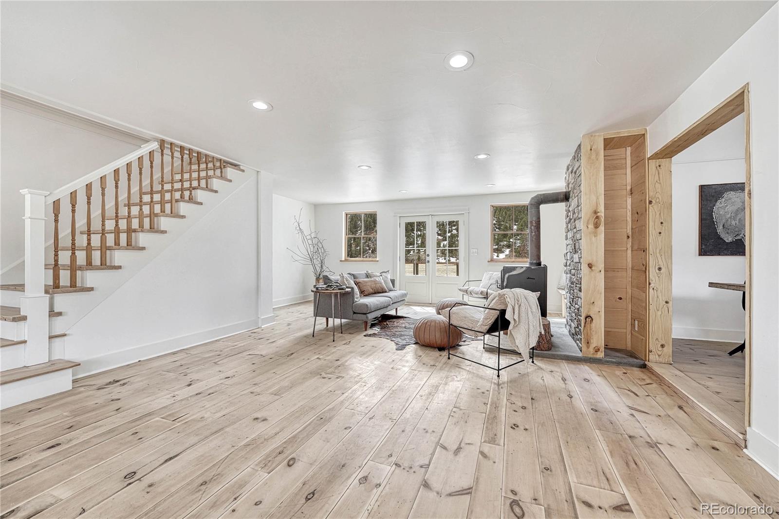 1636 Lakemoor Drive, Florissant, CO, 80816 2 1636 Lakemoor Drive