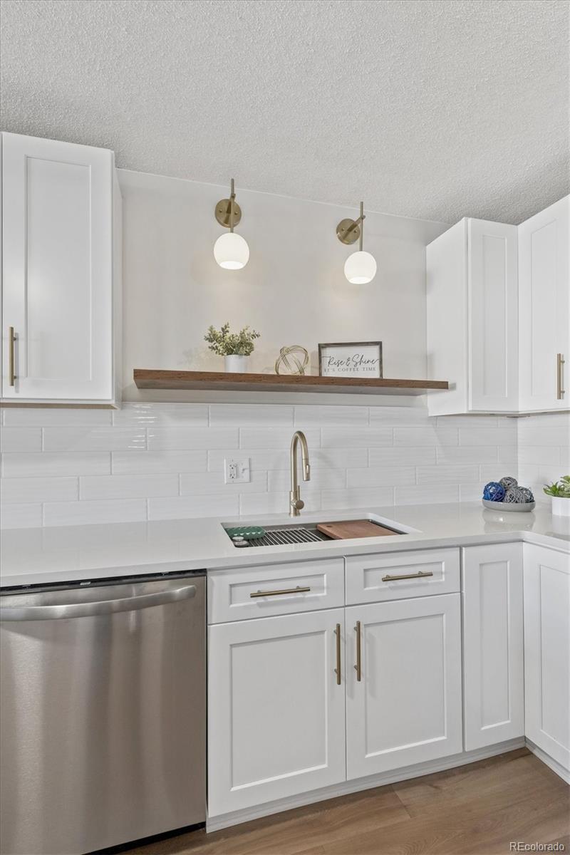 580 S Clinton Street 6C