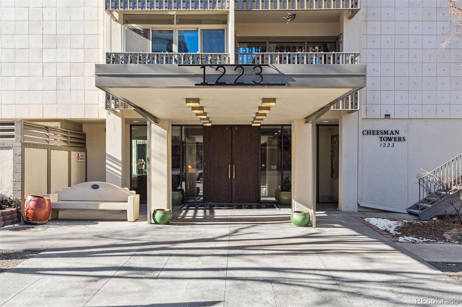 1223 Race Street 803