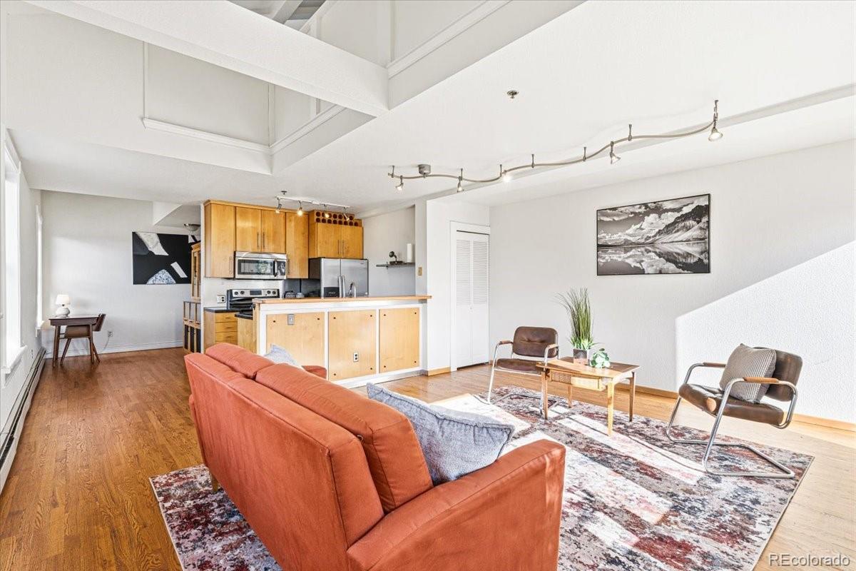 3249 W Fairview Place 217
