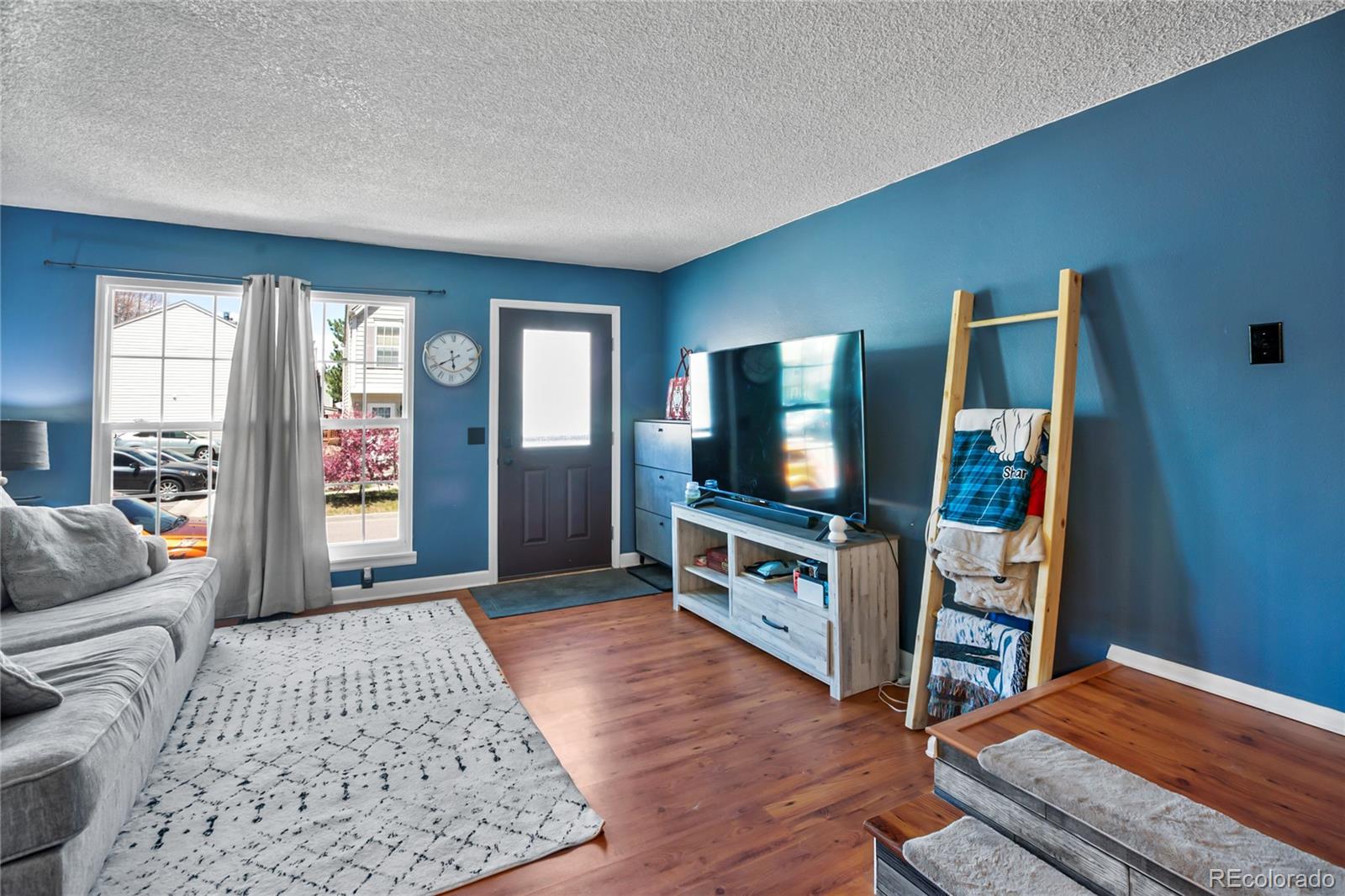 3319 Queen Anne Way