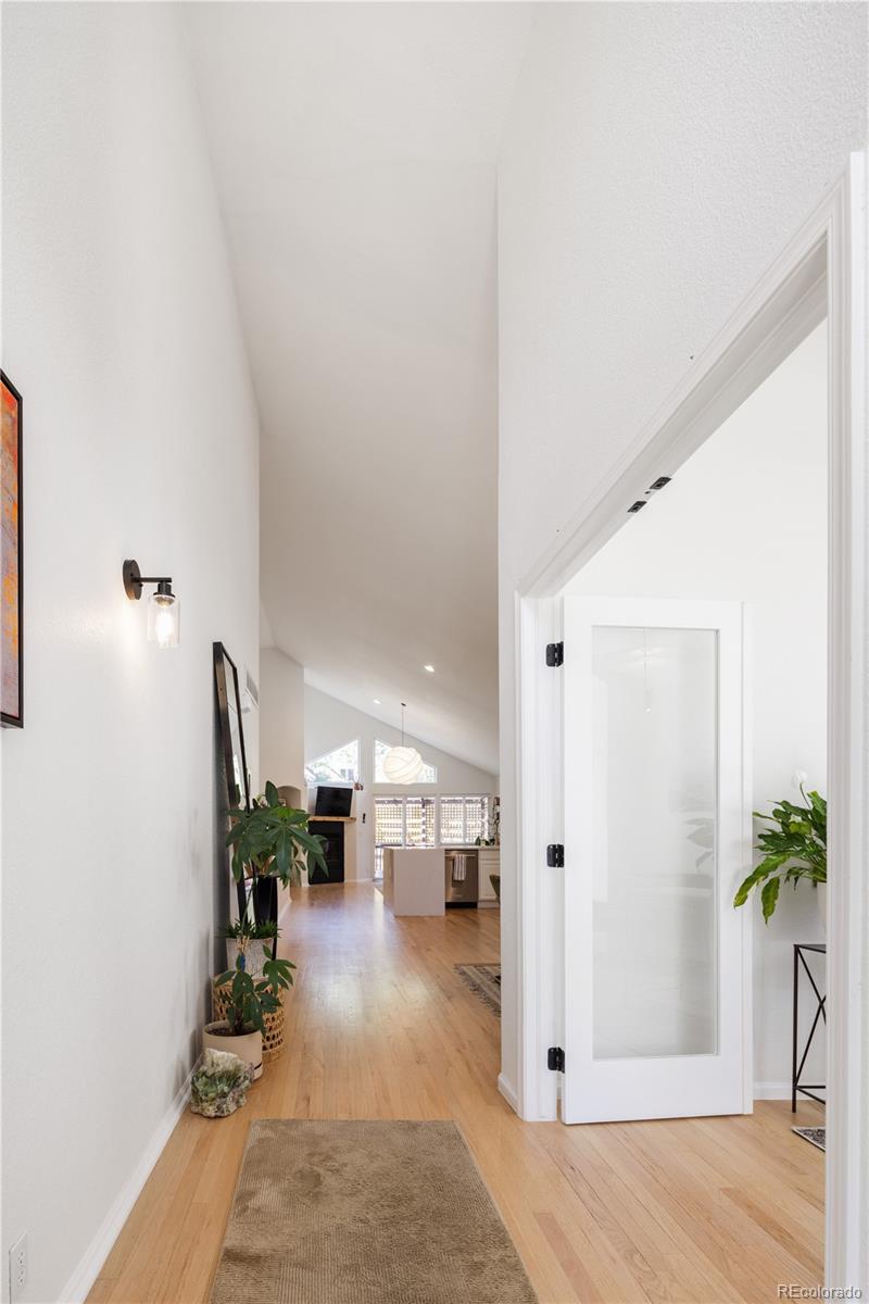 659 Entrada Drive