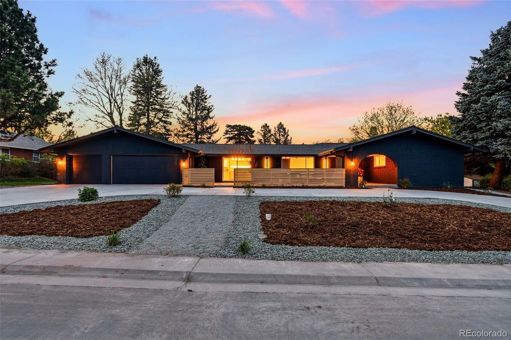 Photo of 5031 W Quarles Drive, Littleton, CO 80128 (MLS # 2220402)