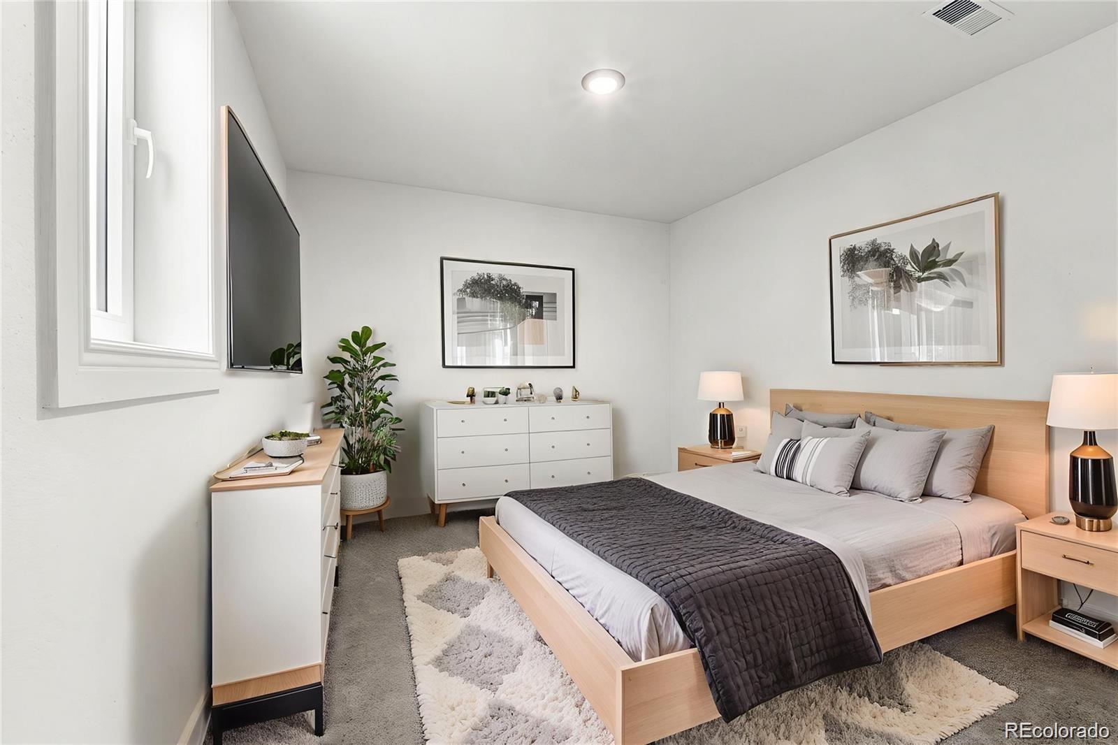 4701 E Jewell Avenue