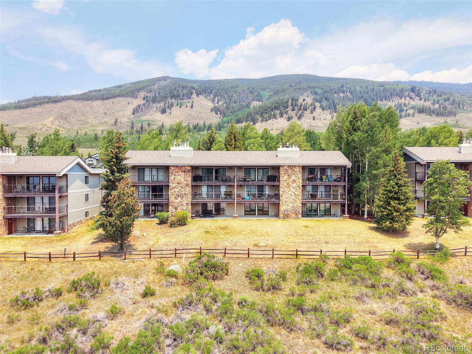 32 Corinthian Circle 102