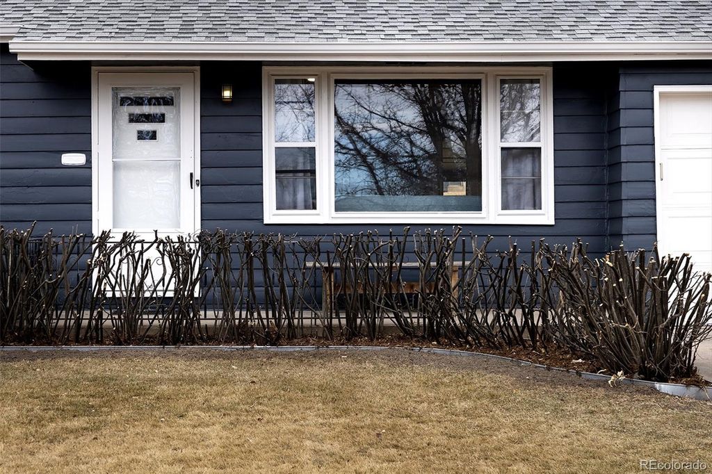 Photo of 4840 W Gill Place, Denver, CO 80219 (MLS # 4482284)