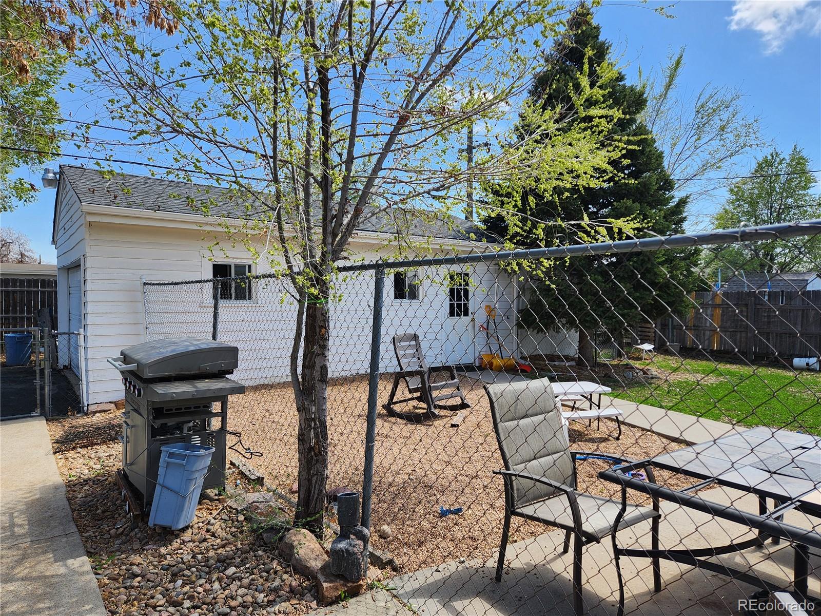 8 S Kendall Street