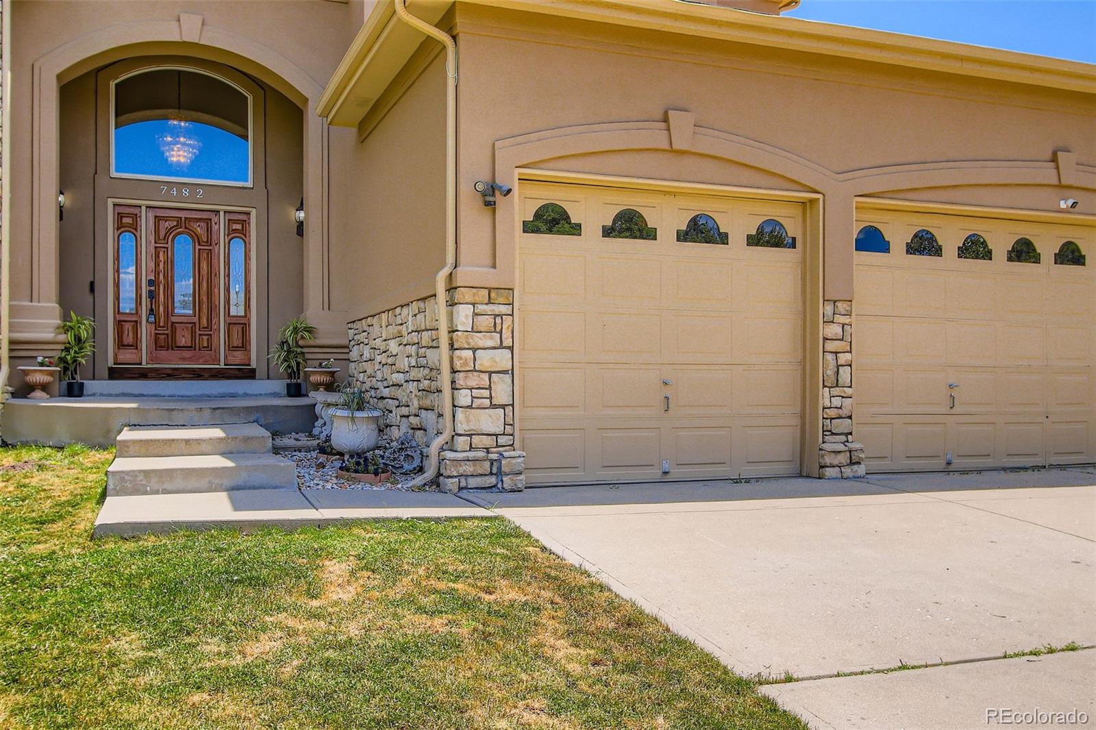 7482 Routt Lane