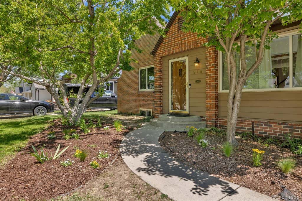 Photo of 918 Magnolia Street, Denver, CO 80220 (MLS # 7667524)