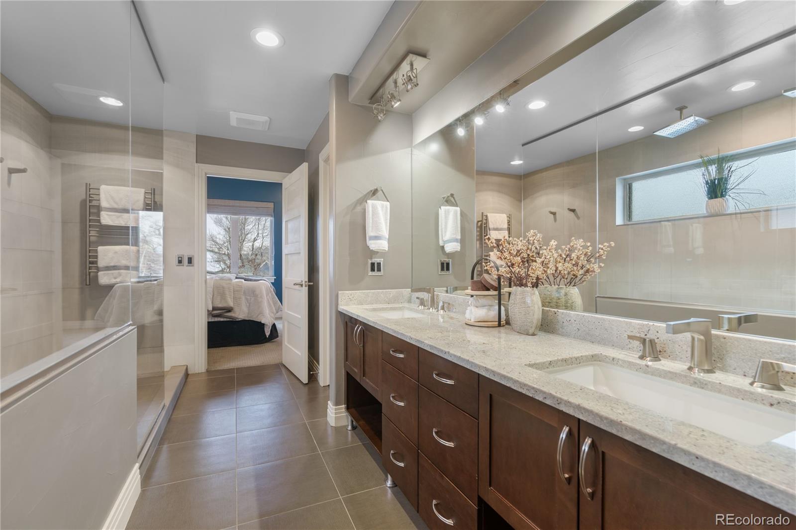 2334 Lowell Boulevard