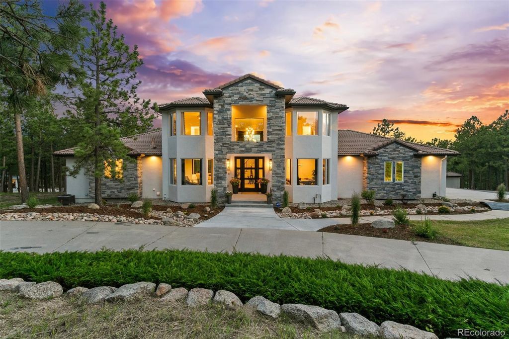 Photo of 17270 Colonial Park Drive, Monument, CO 80132 (MLS # 5074354)