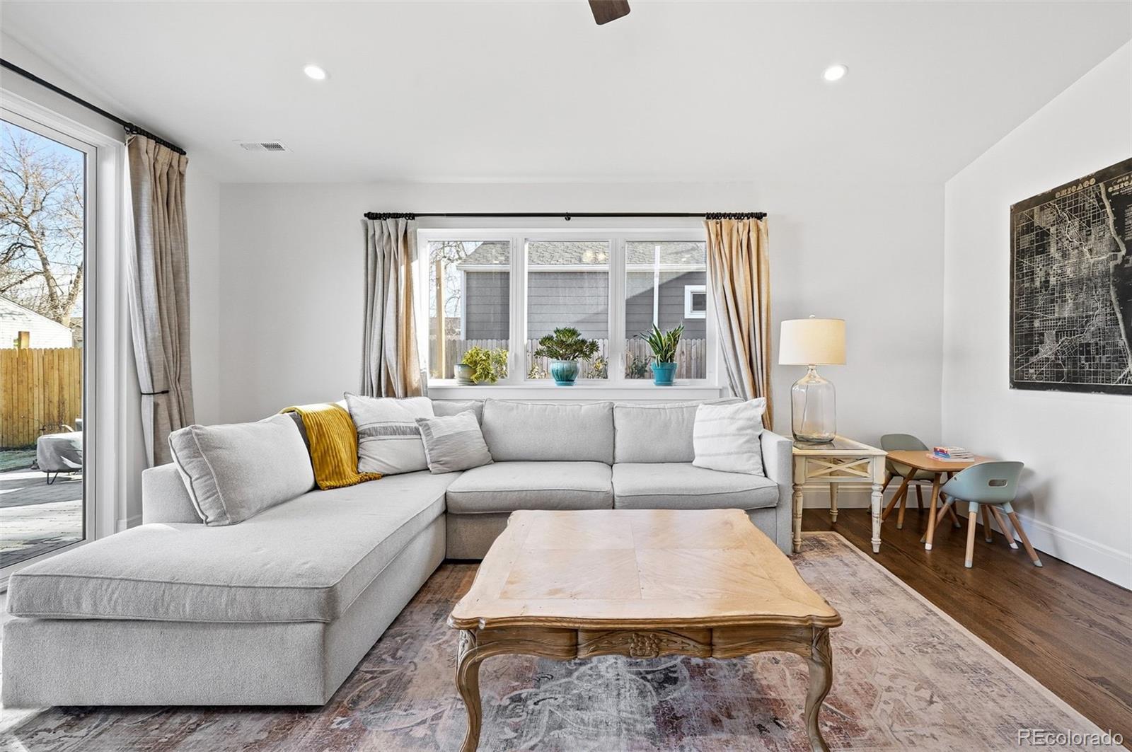 3260 S Galapago Street