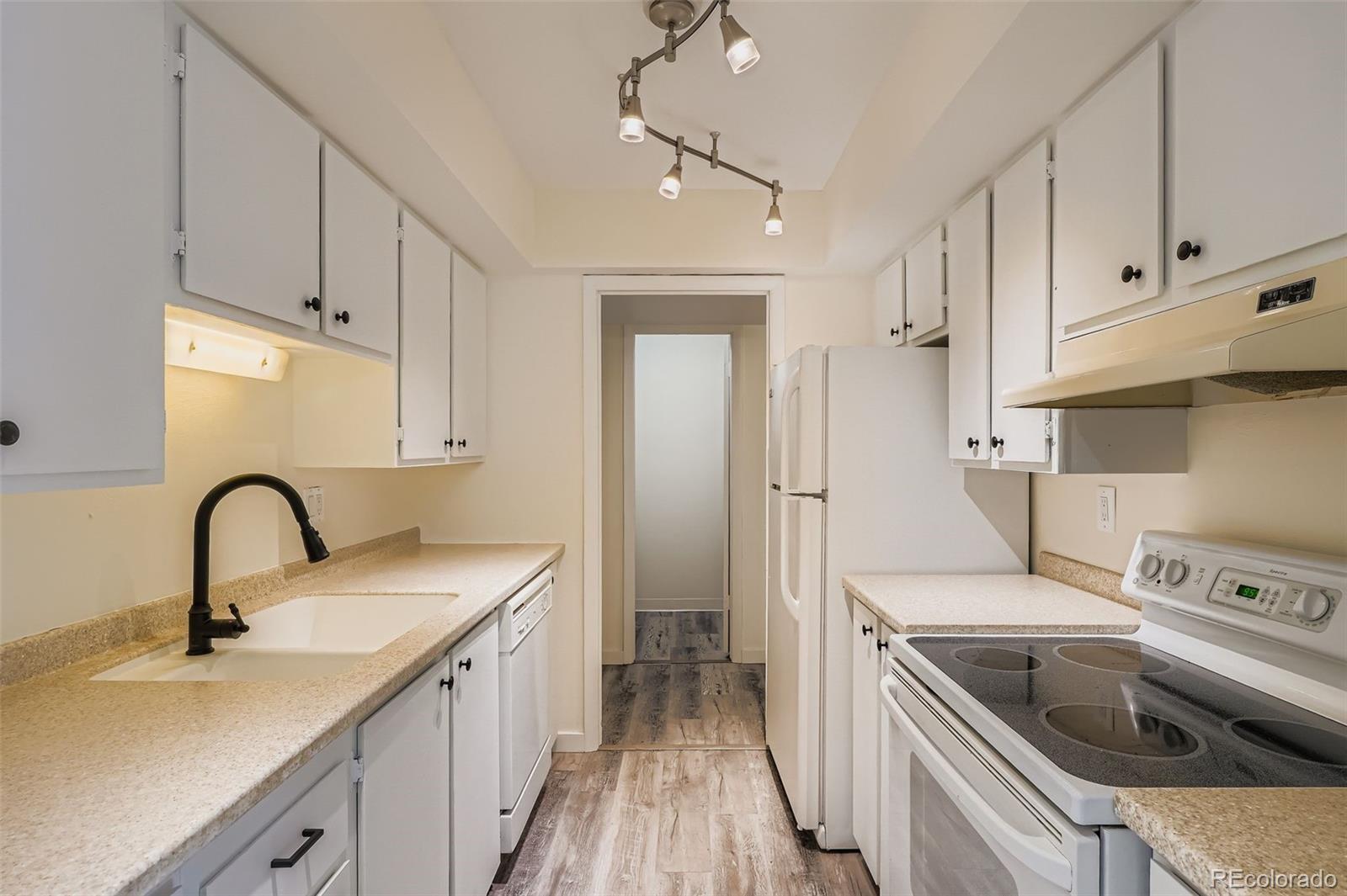 7255 E Quincy Ave #403, Denver, CO, 80237