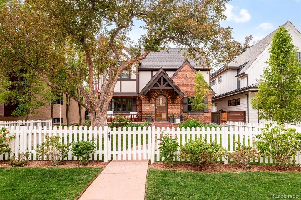 Photo of 431 Dexter Street, Denver, CO 80220 (MLS # 5143571)