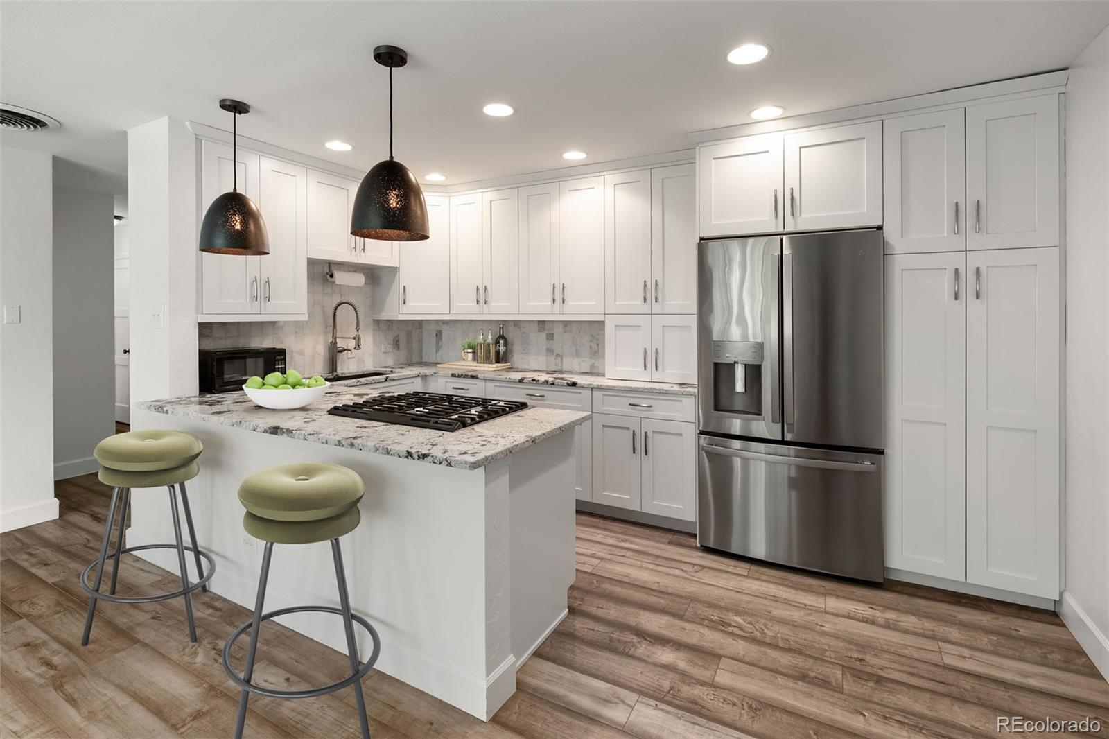 525 Jackson Street 301, Denver, CO, 80206 3 525 Jackson Street 301