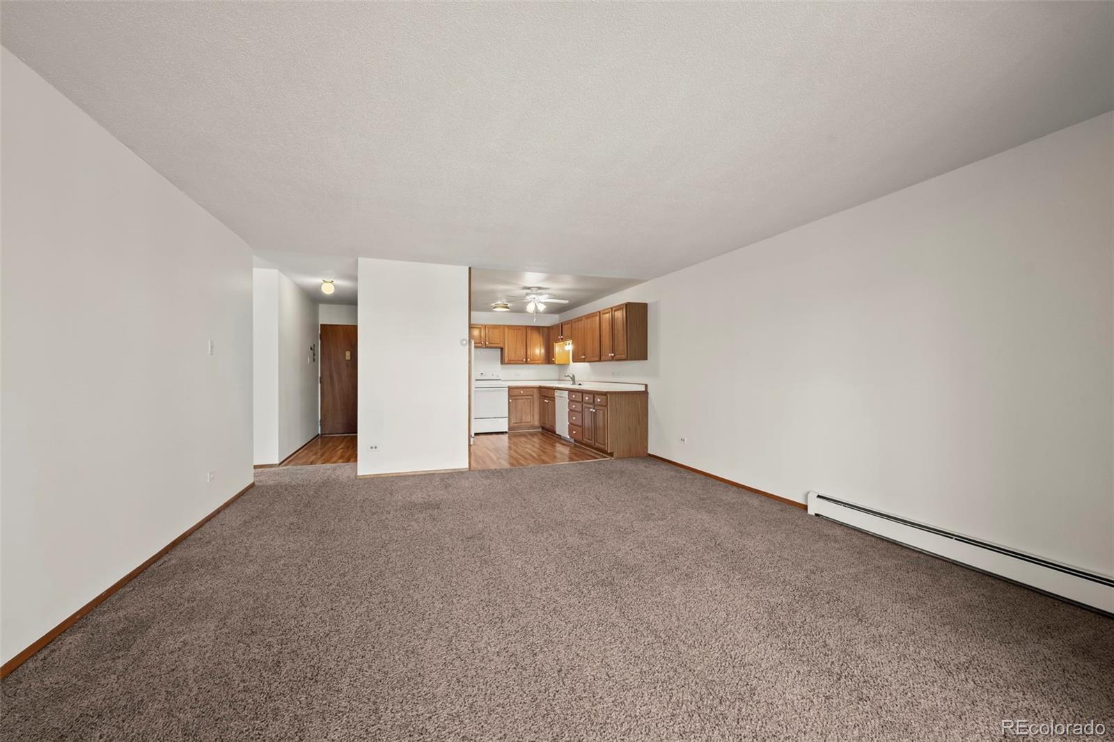 9300 E Center Avenue 2B, Denver, CO, 80247 4 9300 E Center Avenue 2B