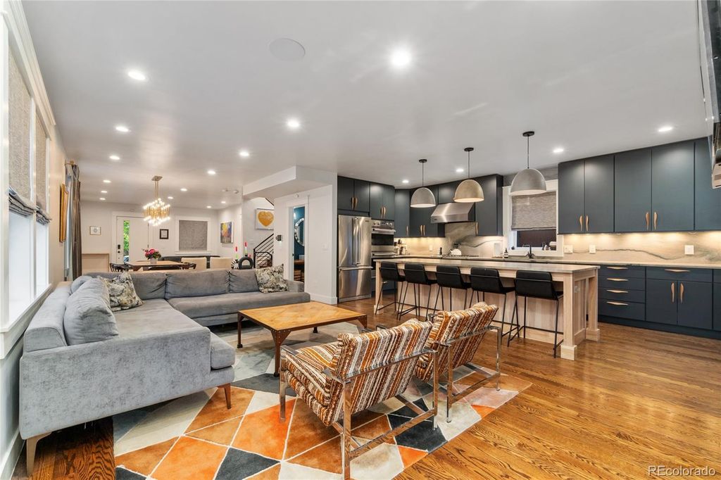 Photo of 890 S Vine Street, Denver, CO 80209 (MLS # 2422890)