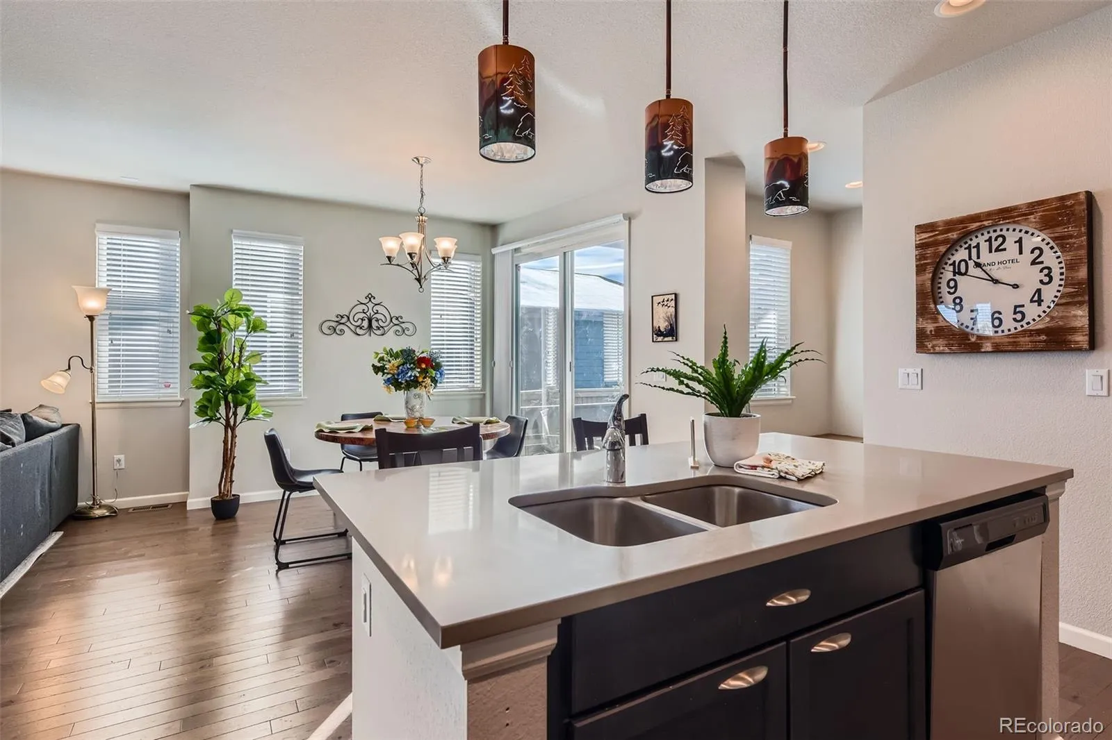 Lakewood, Colorado 80227, United States, 3 Bedrooms Bedrooms, ,2 BathroomsBathrooms,Residential,Active,13673