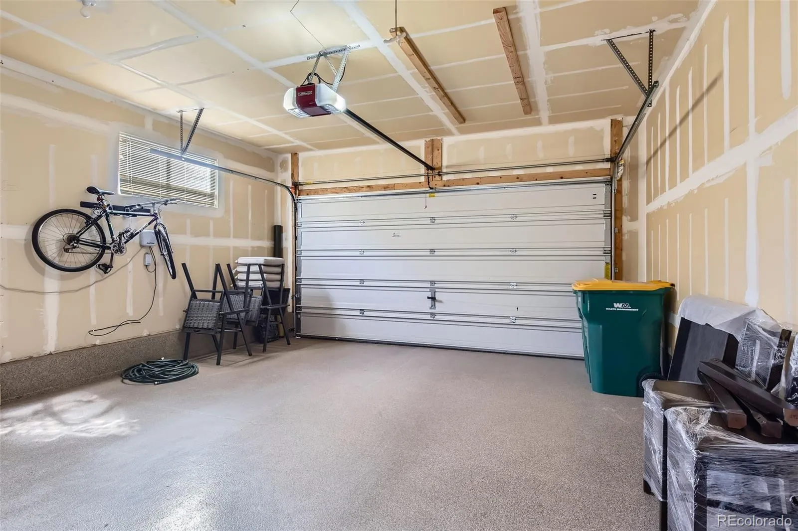 Lakewood, Colorado 80227, United States, 3 Bedrooms Bedrooms, ,2 BathroomsBathrooms,Residential,Active,13673