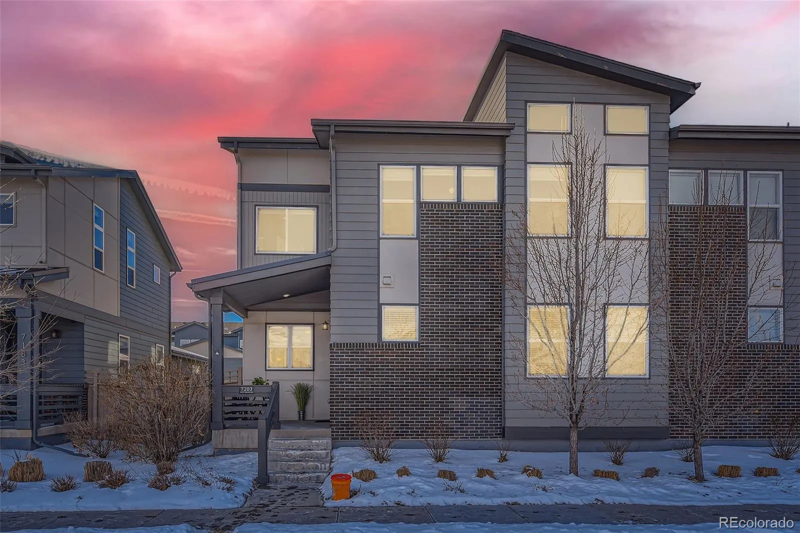 Lakewood, Colorado 80227, United States, 3 Bedrooms Bedrooms, ,2 BathroomsBathrooms,Residential,Active,13673