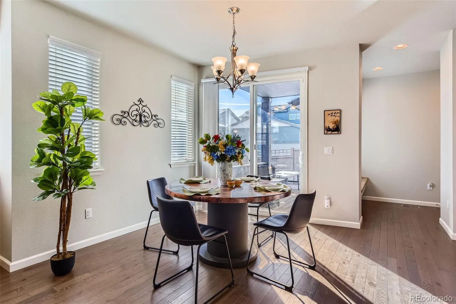 Lakewood, Colorado 80227, United States, 3 Bedrooms Bedrooms, ,2 BathroomsBathrooms,Residential,Active,13673