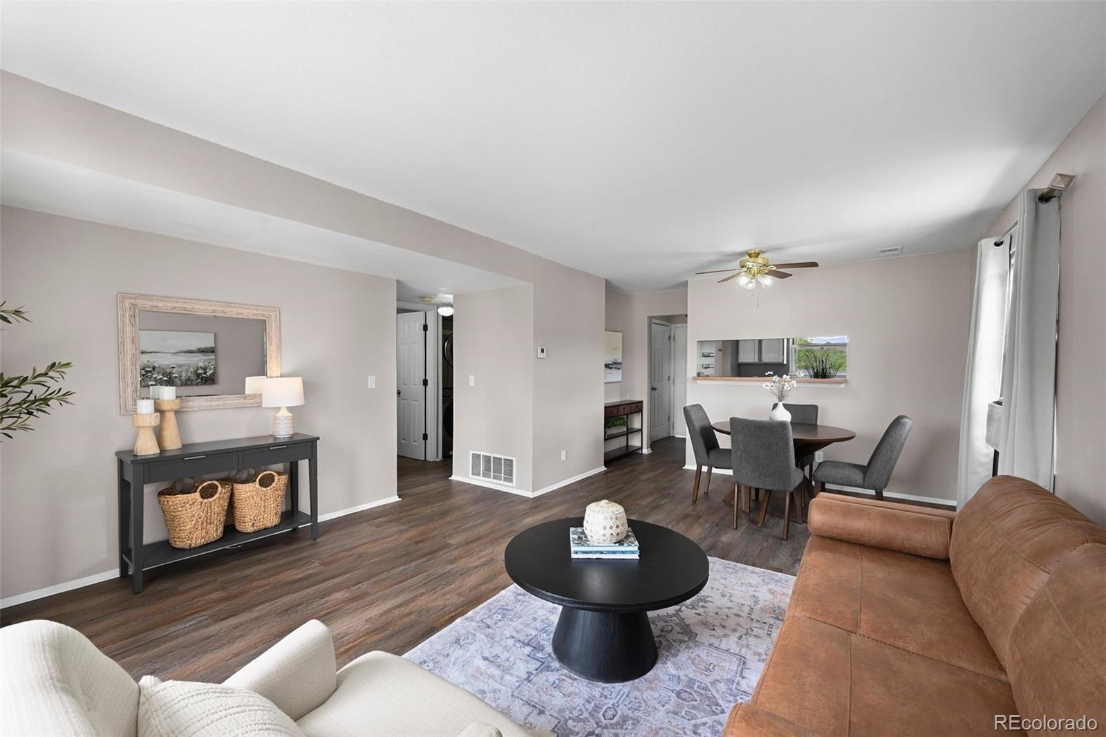 1291 S Gilbert A301