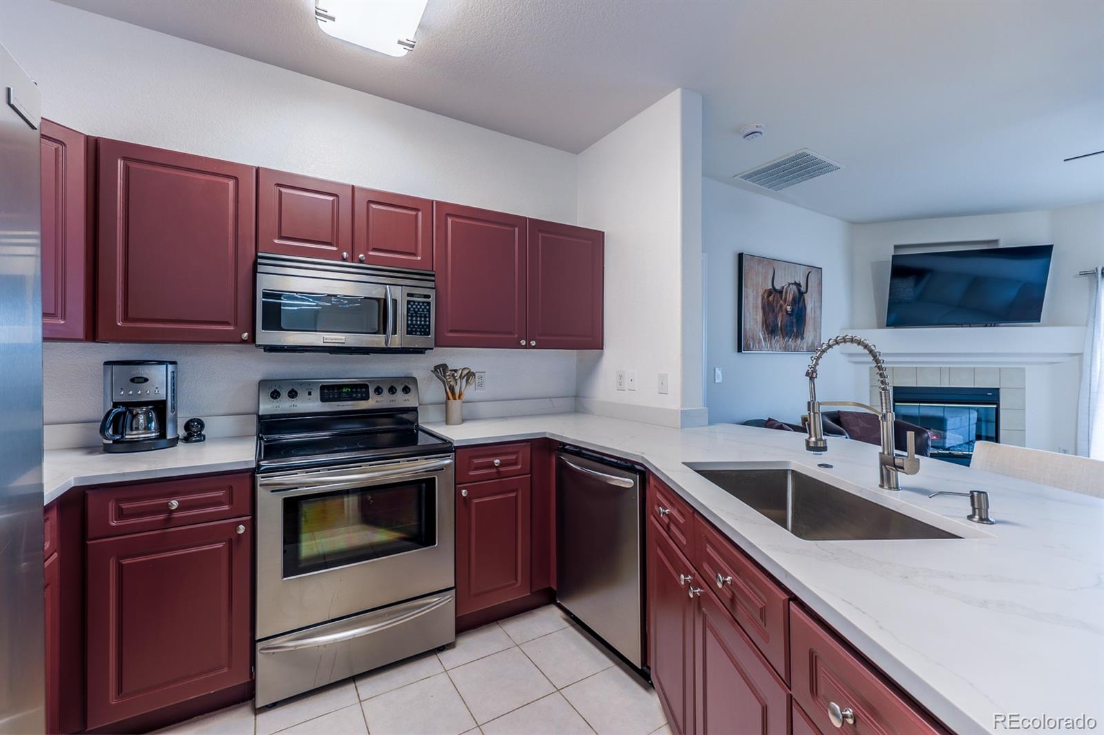 7355 S Alkire Street 105